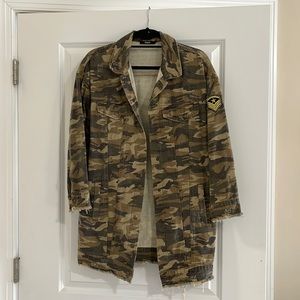 Longline denim camo jacket! Size small!